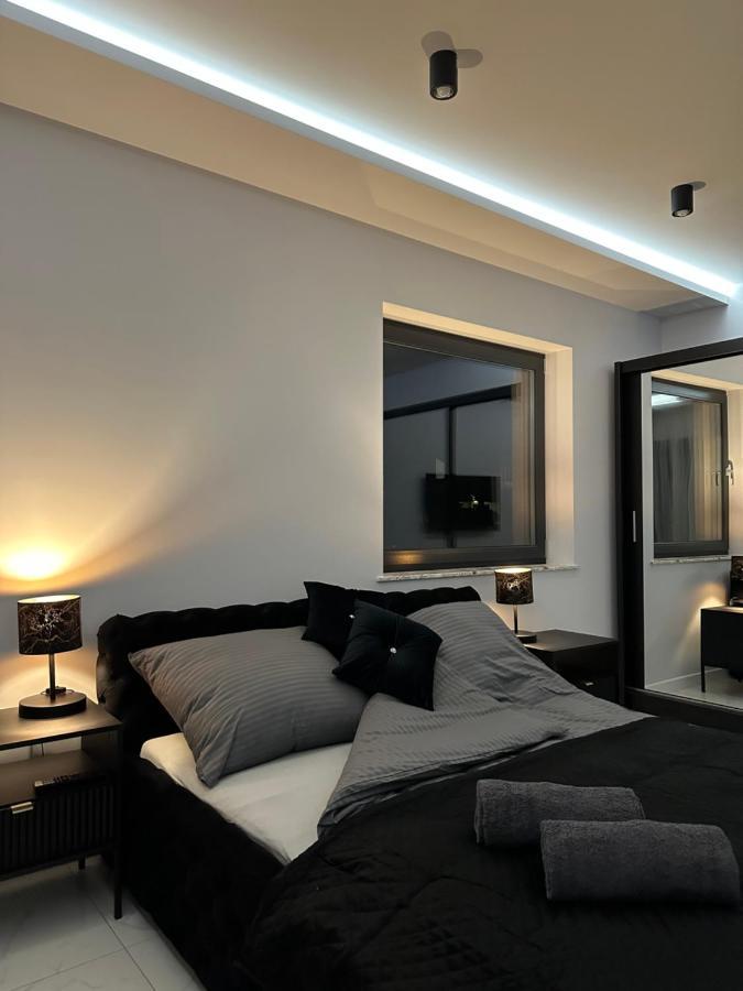Glamroom Apartment